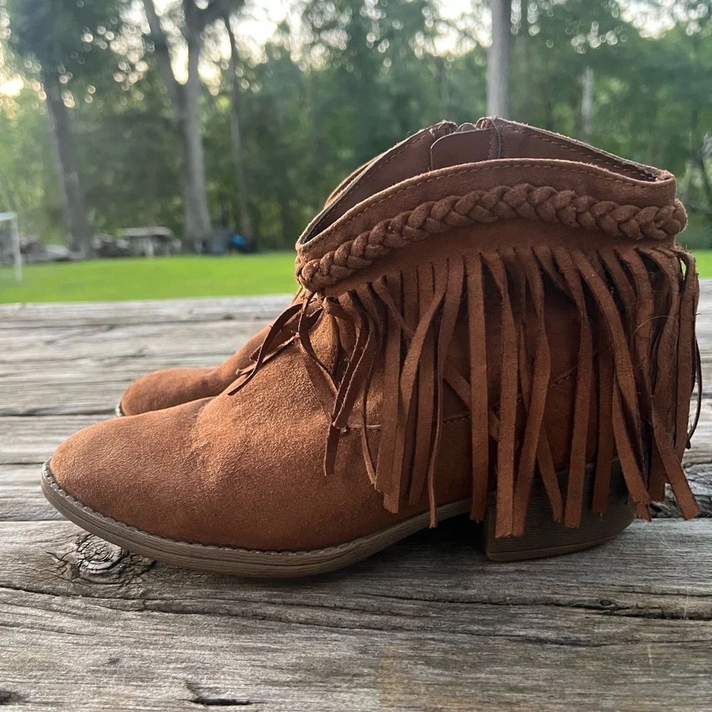 Girls’ Brown Suede Fringe Ankle Boots Tan Cowgirl Size5